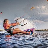Kitesurfing
