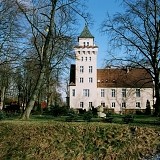 Zespół pałacowo-parkowy w Nowęcinie