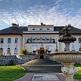 Zespół pałacowo-parkowy w Runowie