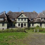 Zespół dworsko-parkowy w Łebieniu