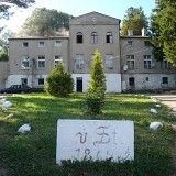 Zespół dworsko-parkowy w Darżewie