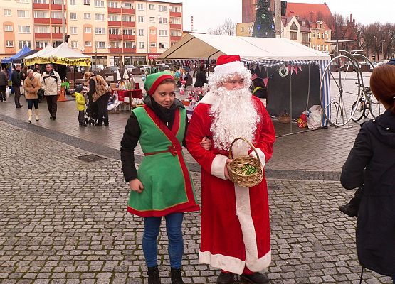Grafika 9: II Jarmark Świąteczny – fotorelacja