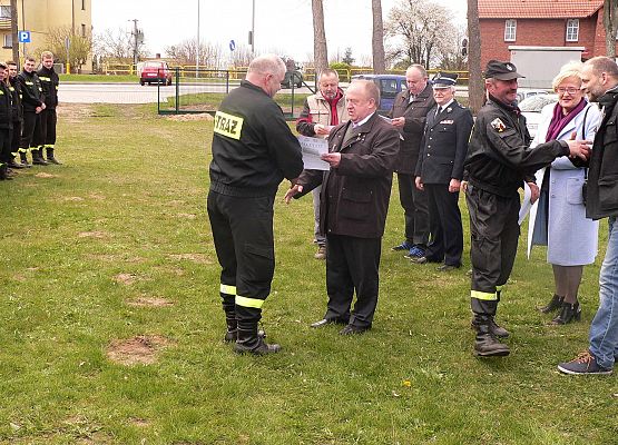 Grafika 21: W czynie społecznym wykonali 399% normy!