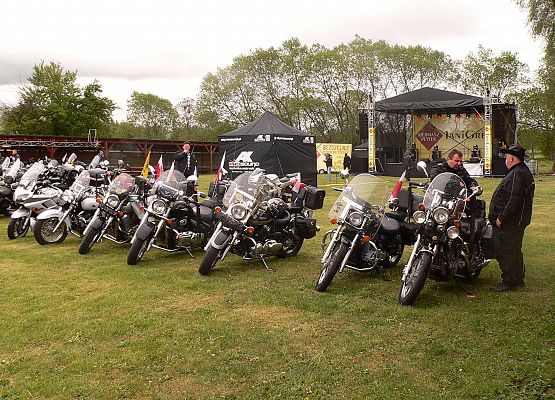 Grafika 1: Zawyły motory w Wilkowie!