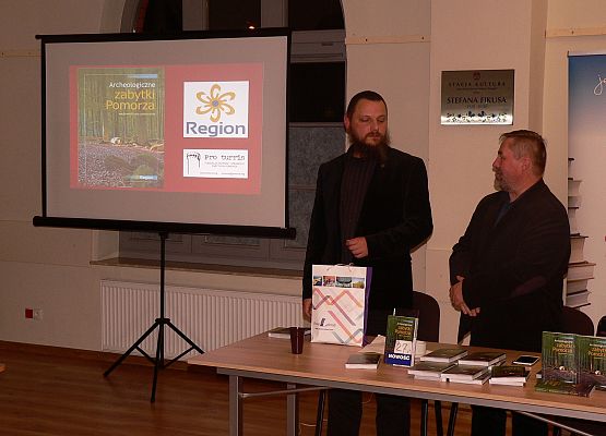 Grafika 8: Nowy przewodnik turystyczny