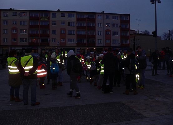 Grafika 3: Po zmierzchu po Lęborku