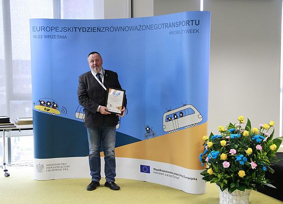 Grafika 5: Wyróżnienie za Dzień Bez Samochodu