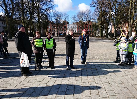 Grafika 2: Świętowaliśmy nadejście wiosny