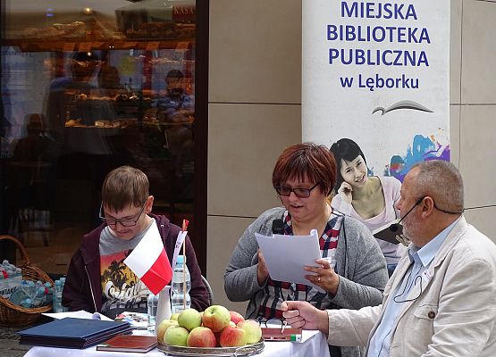 Grafika 5: Osiem nowel na ósmą edycję