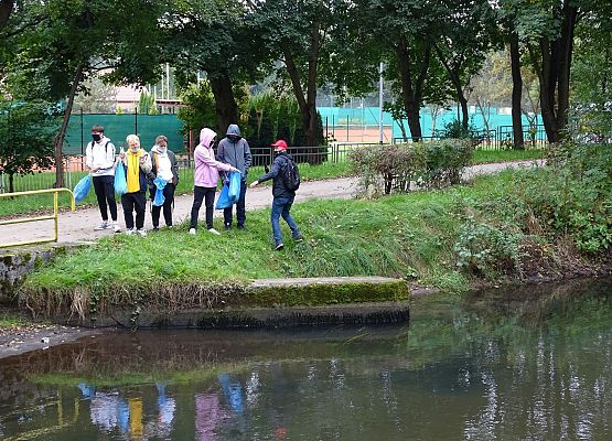 Grafika 1: Porządkowaliśmy brzegi rzeki Łeby