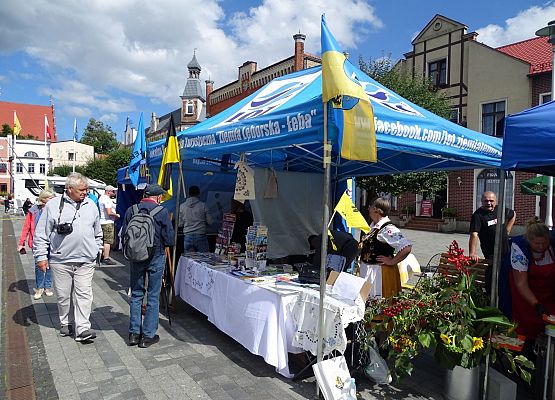 Grafika 2: Kaszubi świętowali w Pucku