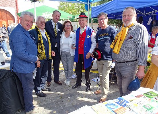 Grafika 12: Kaszubi świętowali w Pucku