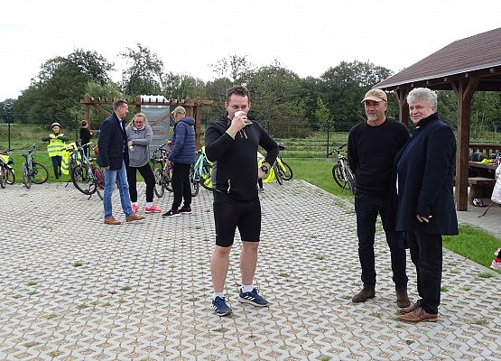 Grafika 15: Rajdy piesze i rowerowe w ramach ETZT