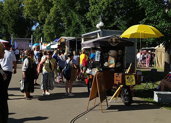 Grafika 13: Kaszubi świętowali w Kartuzach