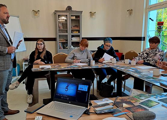 Grafika 4: Szkoliliśmy kadry branży turystycznej regionu