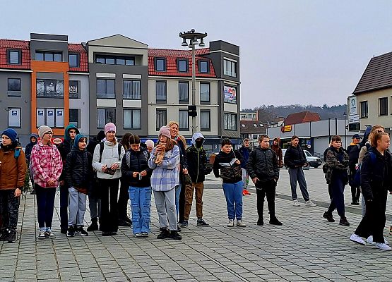 Grafika 1: Witaj wiosno, żegnaj zimo!