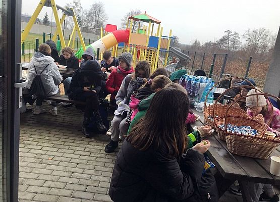 Grafika 52: Witaj wiosno, żegnaj zimo!