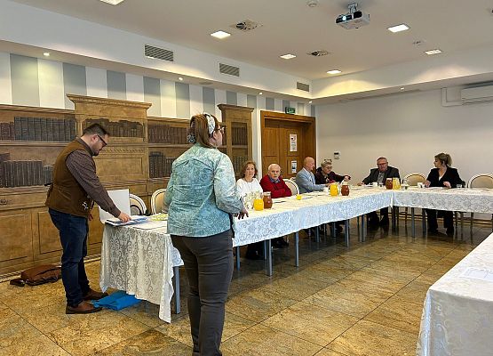 Grafika 6: Szkolenie „Mistrzowska obsługa klienta w turystyce społecznej” oraz standardy ochrony małoletnich za nami