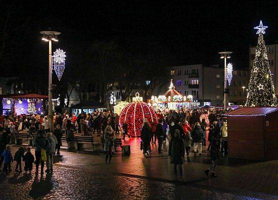 Grafika 7: II Jarmark Bożonarodzeniowy w Lęborku