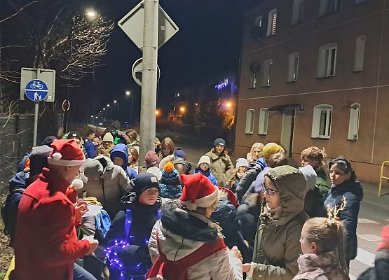 Grafika 11: Wieczorna lęborska wędrówka w świątecznej scenerii