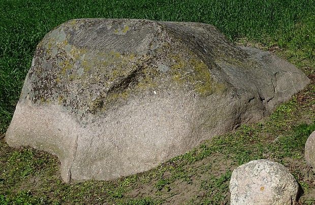 Chocielewko - głaz "Bismarck"