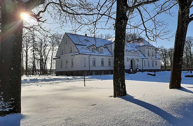 Zdjęcie ze strony www.facebook.com/palac.lebunia