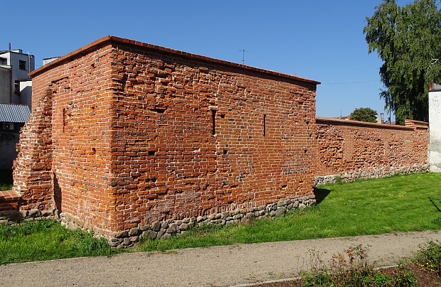 Średniowieczne obwarowania