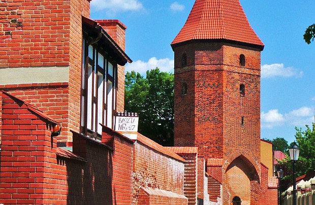 Średniowieczne obwarowania