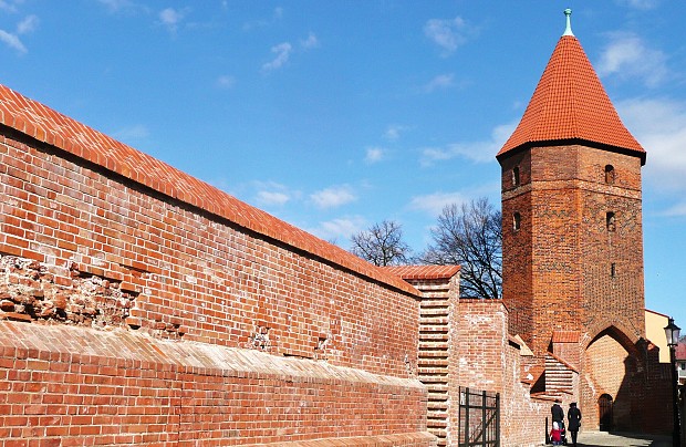 Średniowieczne obwarowania