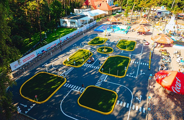 Zdjęcie ze strony www.facebook.com/discoveryparkleba