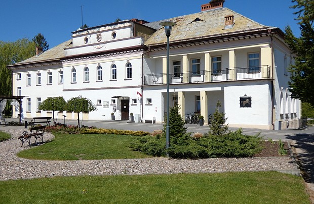 Zespół pałacowo-parkowy w Runowie