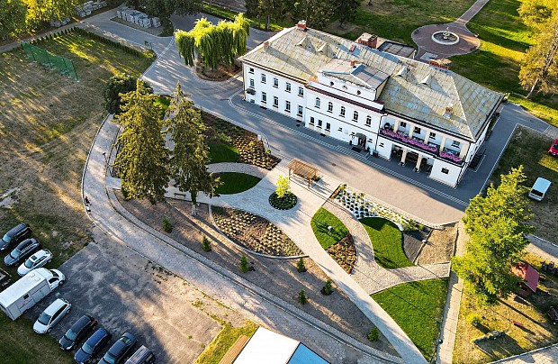 Zespół pałacowo-parkowy w Runowie