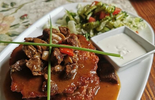 Zdjęcie ze strony www.facebook.com/restauracjarozanalebork