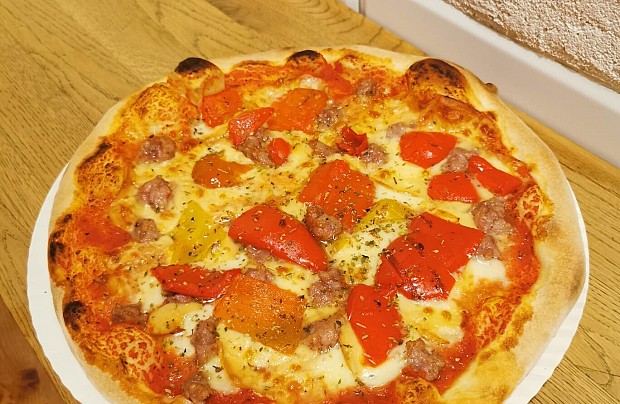 Zdjęcie ze strony www.facebook.com/podplomykiem