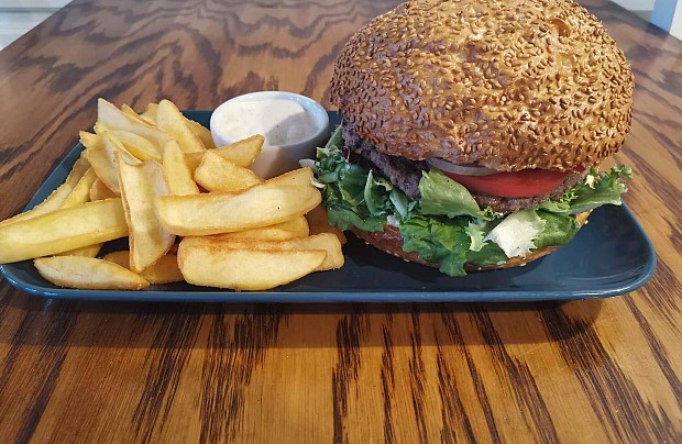 Zdjęcie ze strony www.facebook.com/profile.php?id=100057396791473