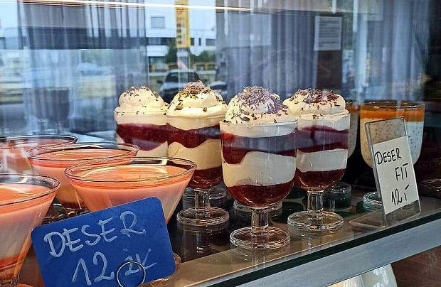 Zdjęcie ze strony www.grono.gda.pl/restauracje/oberza-cztery-pory-roku-strzebielino