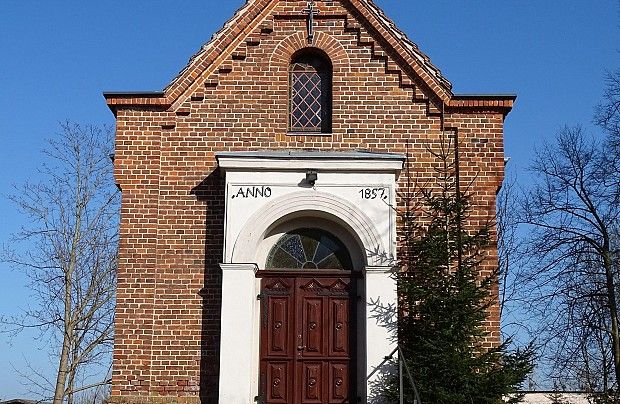 Kaplica grobowa w Małoszycach