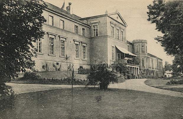 Pałac w Janowicach, pocz. XX w. (zdjęcie ze strony www.reiseleiter-leba.eu)